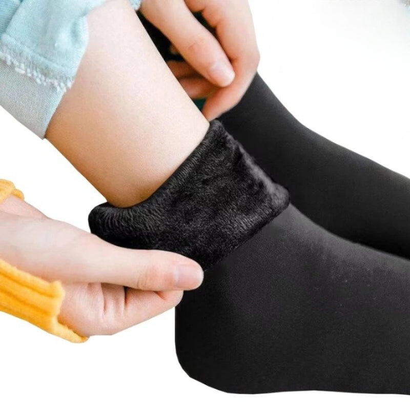 Soft Casual Solid Color Socks